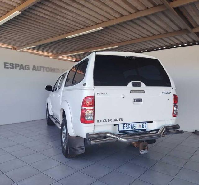 2013 Toyota Hilux 3.0 D-4D Raider Raised Body Auto Double-Cab, photo 2