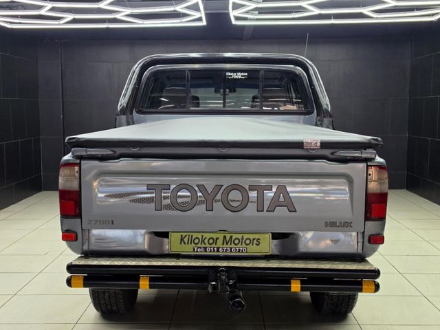 2002 Toyota Hilux 2700i Raider Raised Body Double-Cab, photo 5