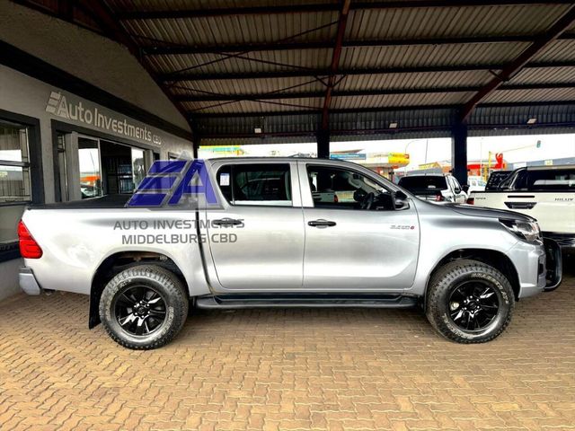 2020 Toyota Hilux 2.4 GD-6 Raised Body SRX Auto Double-Cab, photo 3