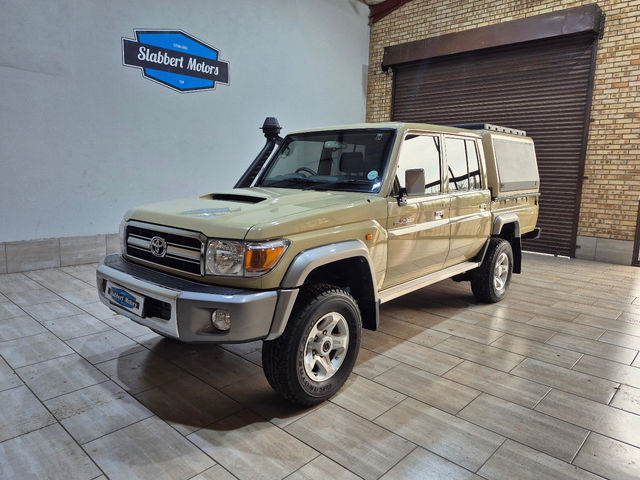 2020 Toyota Land Cruiser 79 4.5 D Double-Cab