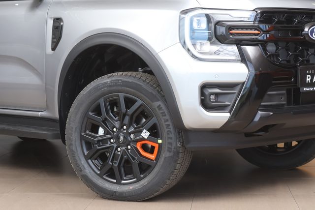 2026 Ford Ranger 3.0D V6 Wildtrak 4x4 Auto Double-Cab, photo 2