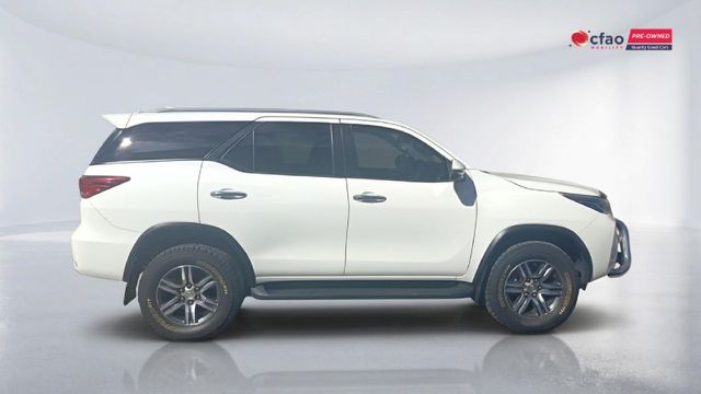2022 Toyota Fortuner 2.4 GD-6 Raised Body, photo 3