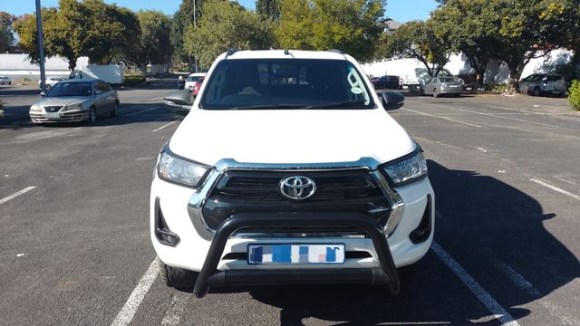 2021 Toyota Hilux 2.4 GD-6 SR 4x4 Double-Cab, photo 3