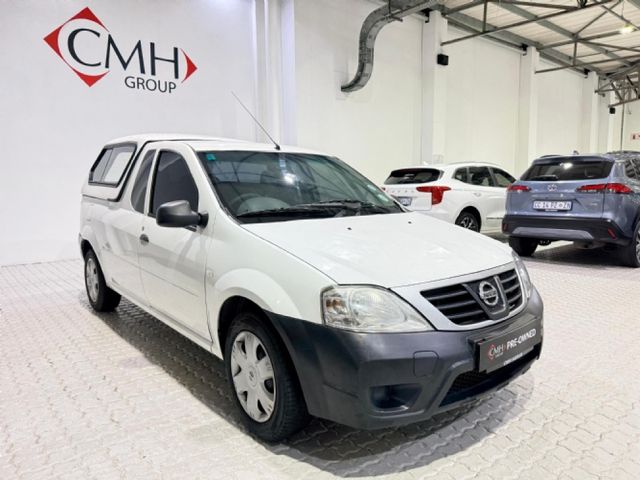 2022 Nissan NP200 1.6 A/C Safety Pack