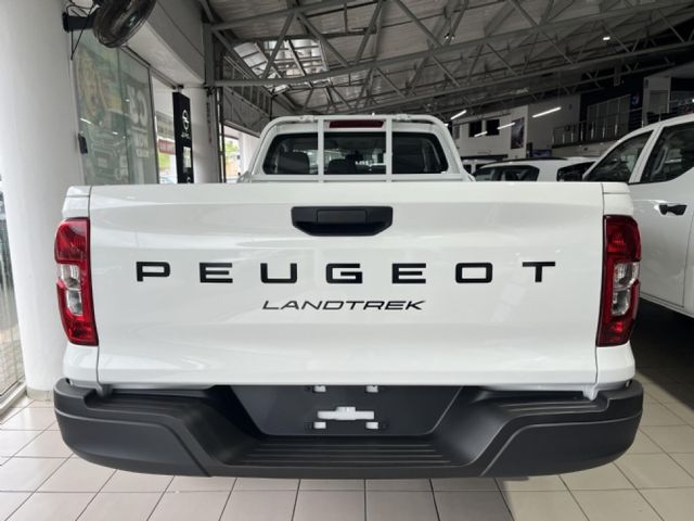 2026 Peugeot Landtrek 1.9D Professional Single Cab, photo 3