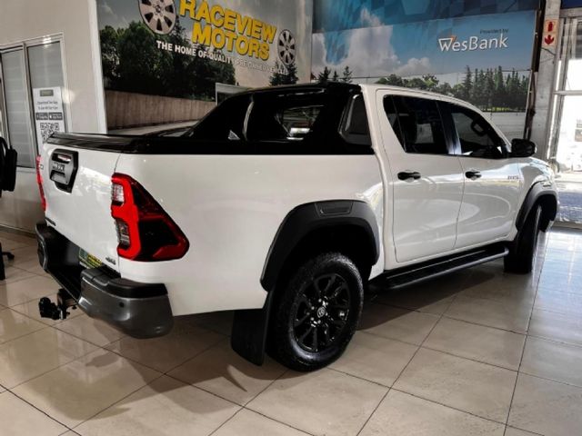 2022 Toyota Hilux 2.8 GD-6 Raised Body Legend RS 4x4 Auto Double-Cab, photo 2