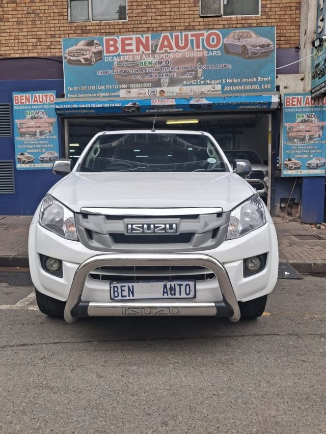 2014 Isuzu KB 300 D-Teq LX Extended Cab