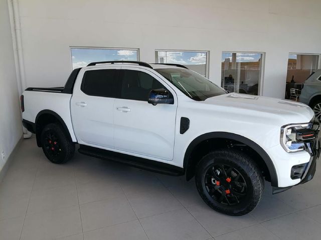 2026 Ford Ranger 2.3 Wildtrak Auto Double-Cab, photo 4