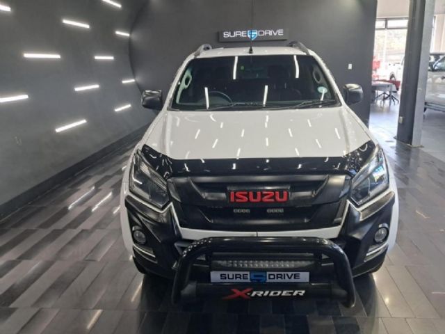 2022 Isuzu D-Max 300 X-Rider Auto Double-Cab, photo 4