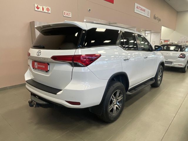 2021 Toyota Fortuner 2.4 GD-6 Raised Body Auto, photo 2