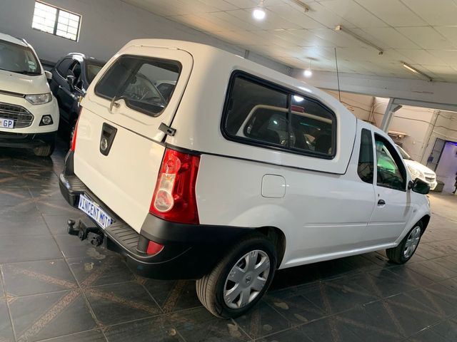 2019 Nissan NP200 1.6 A/C Safety Pack