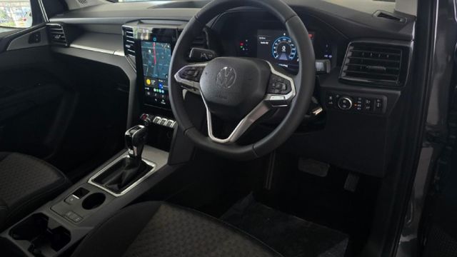 2026 Volkswagen Amarok 2.0 TDI 125kW Life Auto Double-Cab, photo 2