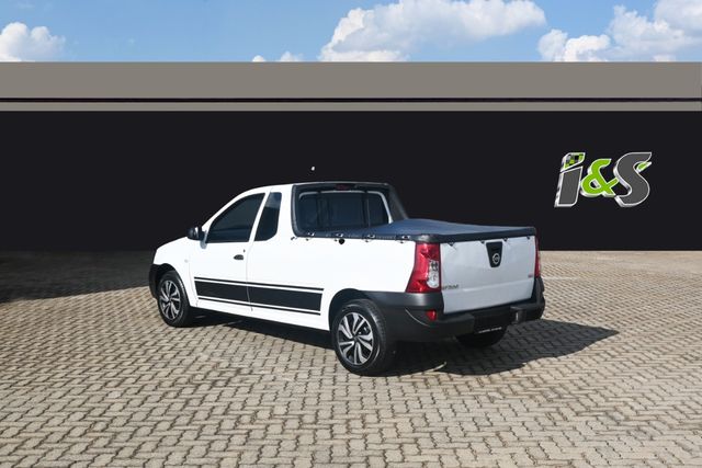 2010 Nissan NP200 1.6