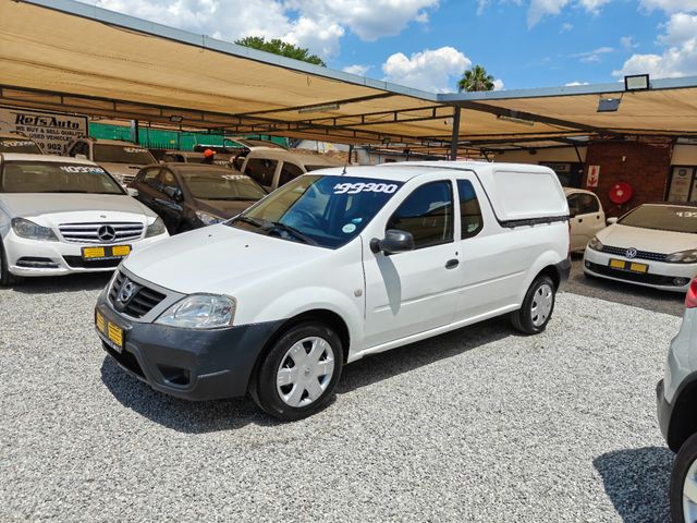 2013 Nissan NP200 1.6 A/C Safety Pack