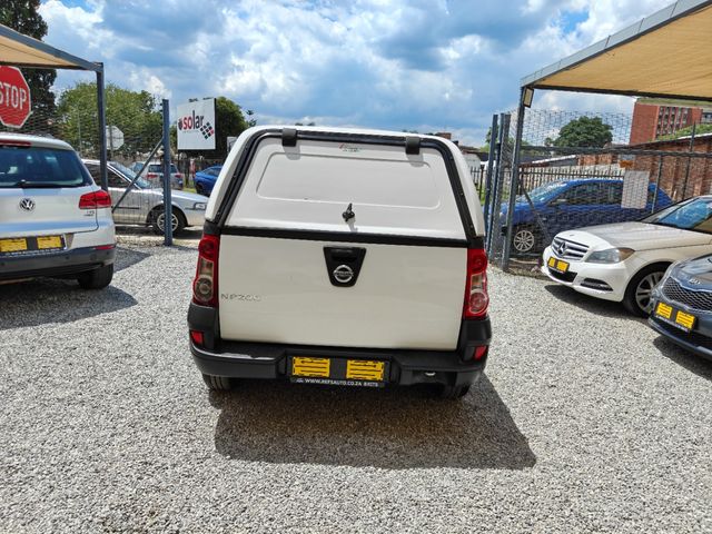 2013 Nissan NP200 1.6 A/C Safety Pack, photo 5