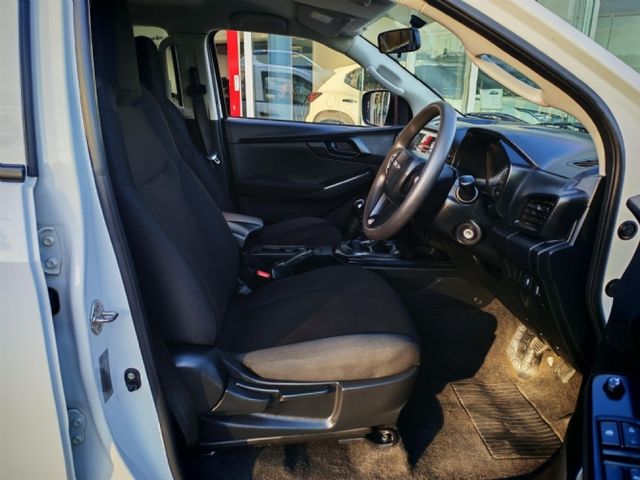 2023 Isuzu D-Max 1.9 DDI L 4x4 Double-Cab, photo 5