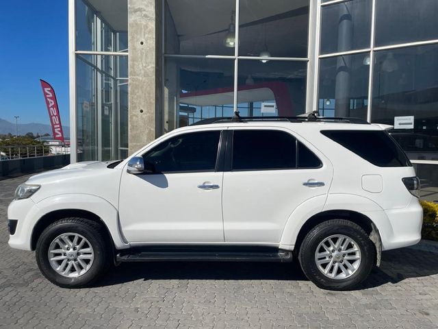 2015 Toyota Fortuner 2.5 D-4D Raised Body