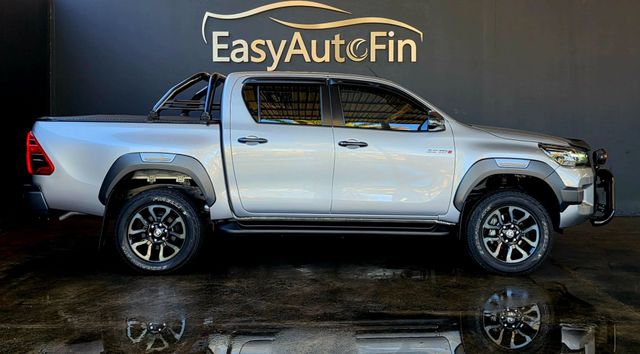 2021 Toyota Hilux 2.8 GD-6 Raised Body Legend Auto Double-Cab, photo 5