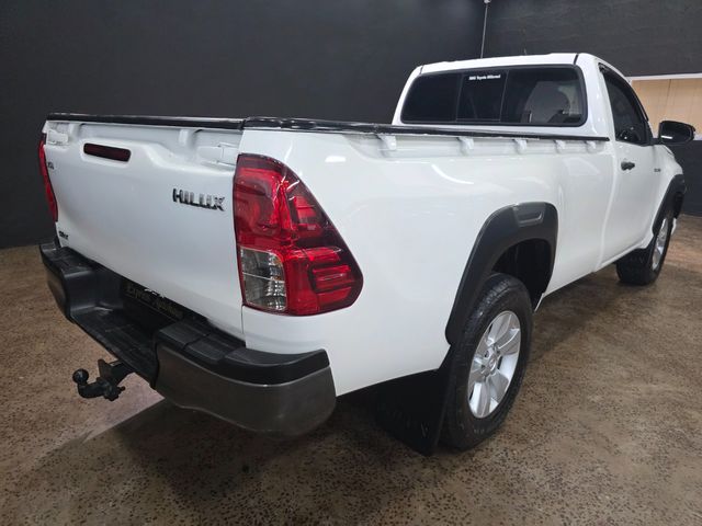 2017 Toyota Hilux 2.4 GD-6 Raised Body SRX Single-Cab, photo 4