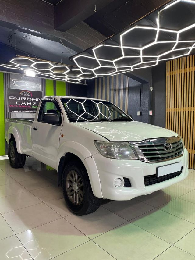 2014 Toyota Hilux 2.5 D-4D S Single-Cab