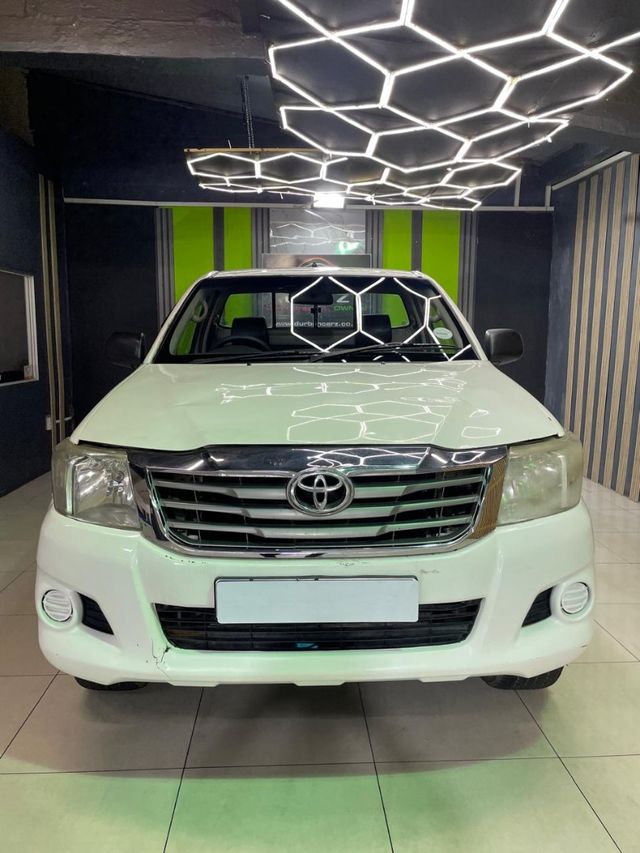 2014 Toyota Hilux 2.5 D-4D S Single-Cab, photo 5