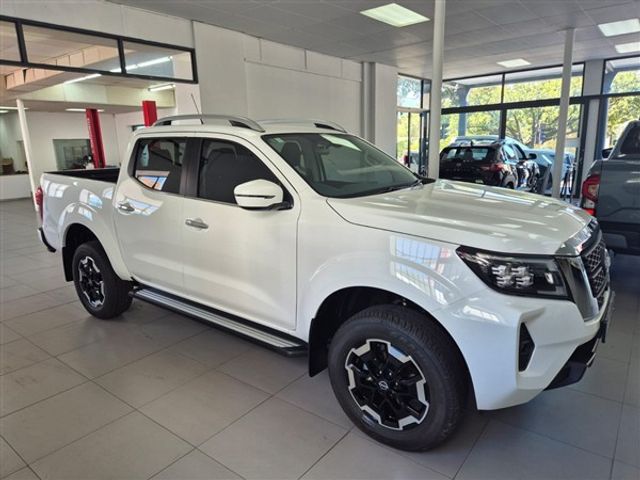 2026 Nissan Navara 2.5D LE 4x4 Double-Cab Auto, photo 4