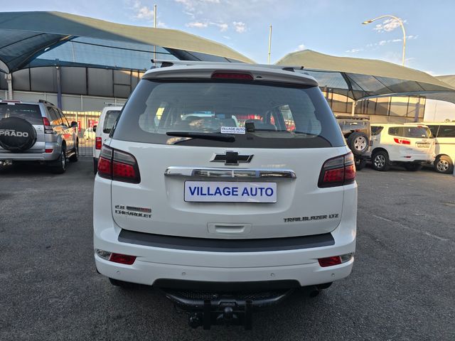 2013 Chevrolet Trailblazer 2.8 LTZ Auto, photo 4