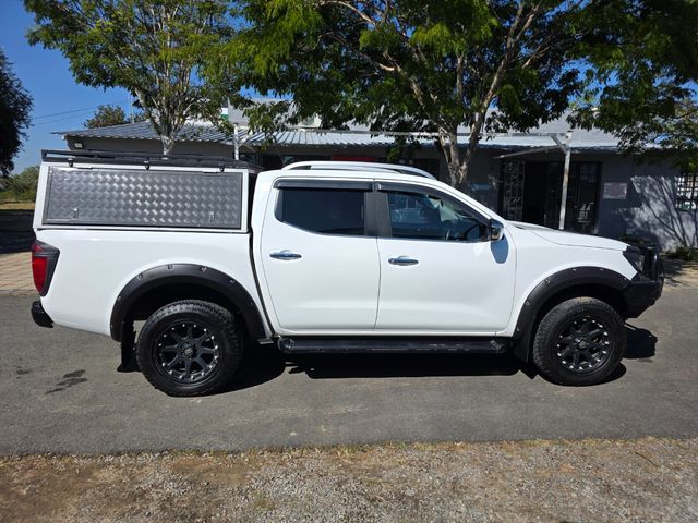 2017 Nissan Navara 2.3D LE 4x4 Auto Double-Cab, photo 2