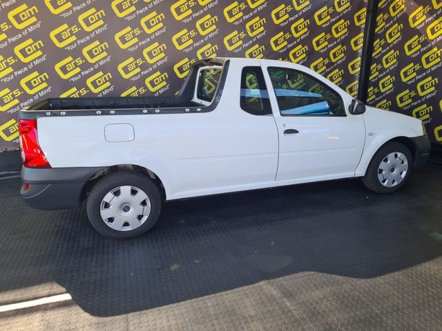 2019 Nissan NP200 1.6 A/C Safety Pack, photo 2