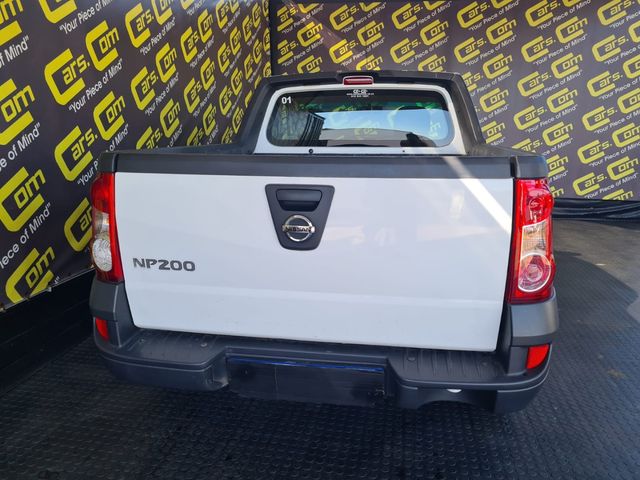2019 Nissan NP200 1.6 A/C Safety Pack, photo 4