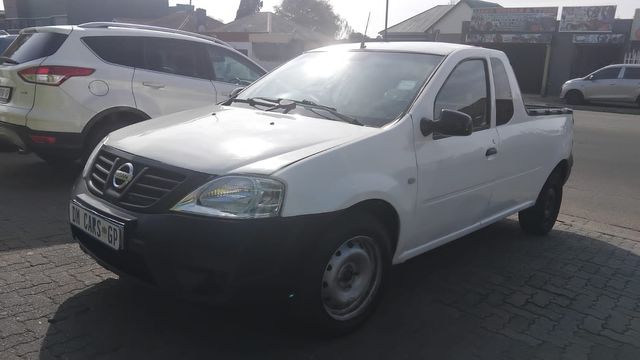 2023 Nissan NP200 1.6 petrol manual, photo 2