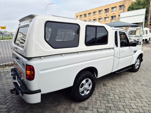 2021 Mahindra Pik Up 2.2 mHawk S6 4x4 S/Cab with 92 000km, photo 2