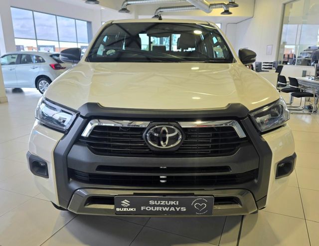 2025 Toyota Hilux 2.8 GD-6 Raised Body Legend RS 4x4 Auto Double-Cab, photo 2
