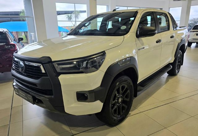 2025 Toyota Hilux 2.8 GD-6 Raised Body Legend RS 4x4 Auto Double-Cab, photo 3