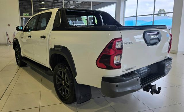 2025 Toyota Hilux 2.8 GD-6 Raised Body Legend RS 4x4 Auto Double-Cab, photo 5