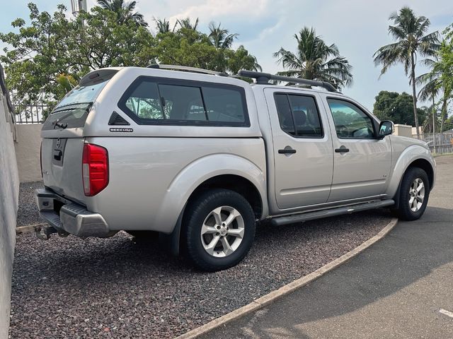 2013 Nissan Navara 3.0 dCi LE Auto 4x4 Double-Cab, photo 3