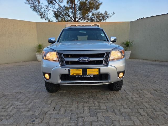 2014 Ford Everest 3.0 TDCi XLT, photo 2