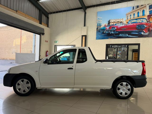 2024 Nissan NP200 1.6 A/C Safety Pack, photo 3