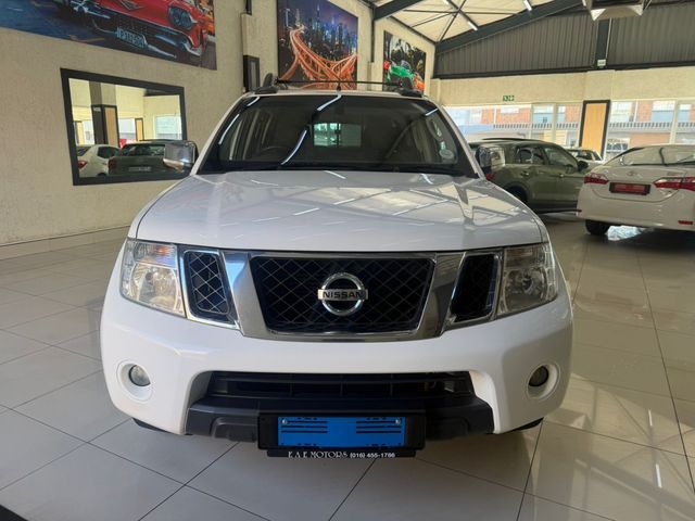 2015 Nissan Navara 2.5 dCi LE Double-Cab, photo 5