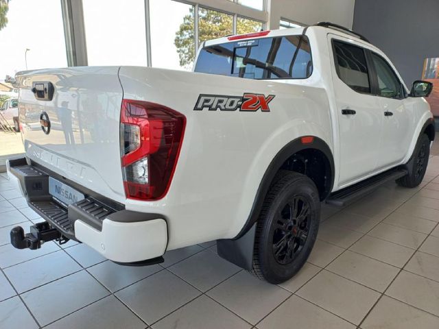 2026 Nissan Navara 2.5 DDTi PRO-2X Auto Double-Cab, photo 2