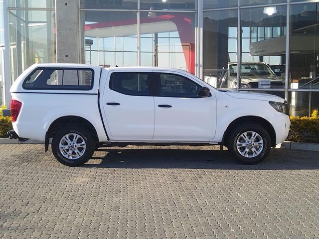 2024 Nissan Navara 2.5 DDTi SE Double-Cab, photo 3