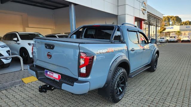 2026 Nissan Navara 2.5 DDTi PRO-2X Auto Double-Cab, photo 2