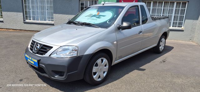 2024 Nissan NP200 1.6 A/C Safety Pack
