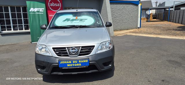 2024 Nissan NP200 1.6 A/C Safety Pack, photo 5