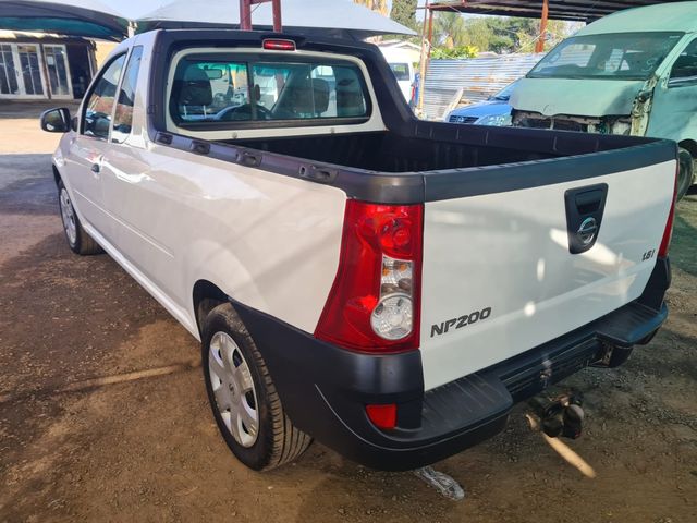 2012 Nissan NP200 One owner full service history, photo 4