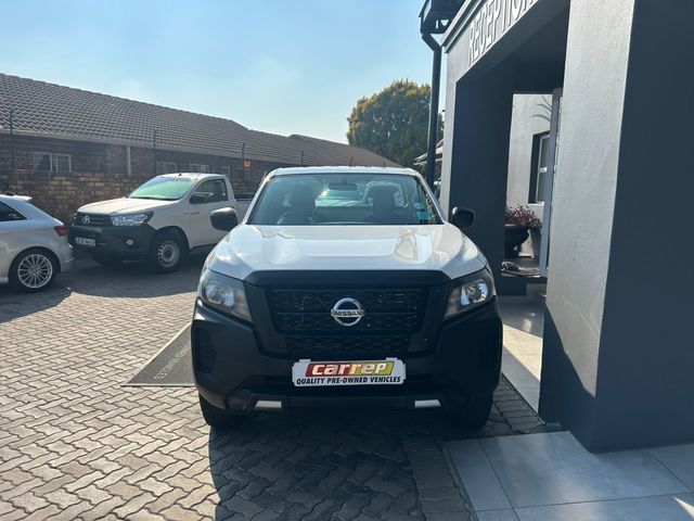 2022 Nissan Navara 2.5 DDTi SE 4X4 Single-Cab, photo 2