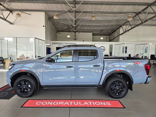 2026 Nissan Navara 2.5 DDTi PRO-4X 4X4 Auto Double-Cab, photo 4