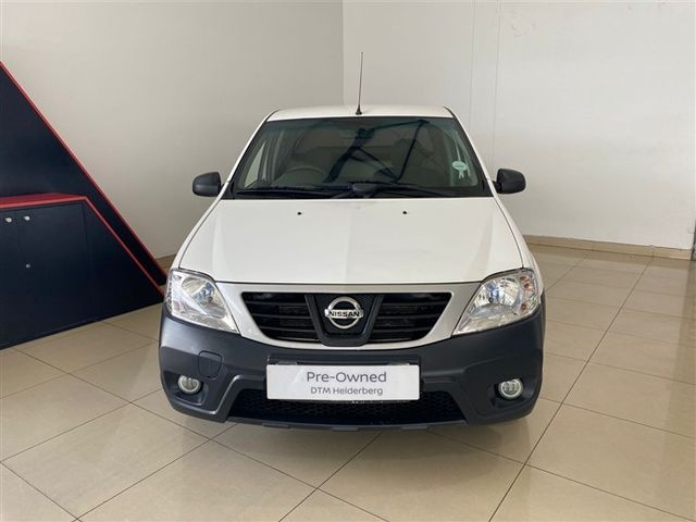 2021 Nissan NP200 1.6 A/C Safety Pack, photo 2