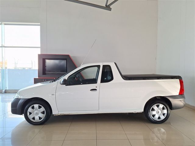 2021 Nissan NP200 1.6 A/C Safety Pack, photo 3