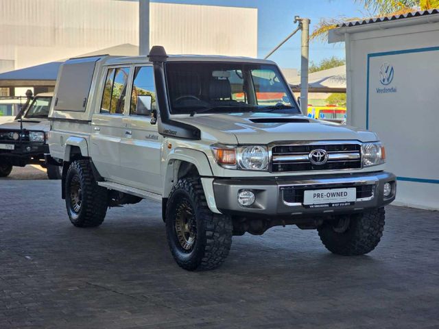 2022 Toyota Land Cruiser 79 4.5 D Double-Cab